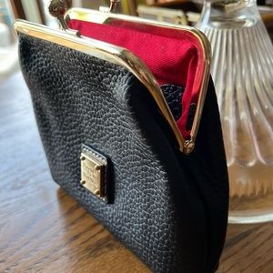 Dooney & Bourke Kisslock Large Frame Purse Wallet Black Black